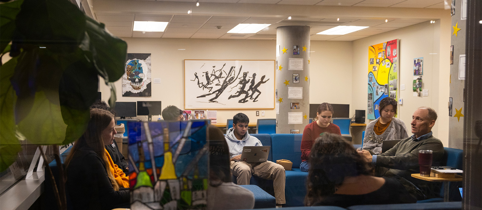 Students gathered for Professor M. Shane Bjornlie's class at the Gould Center.