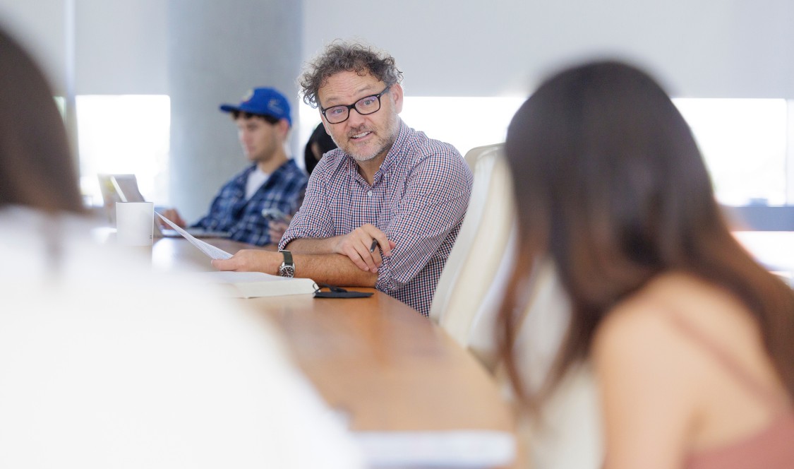 Professor George Thomas awarded CMC Presidential Award.