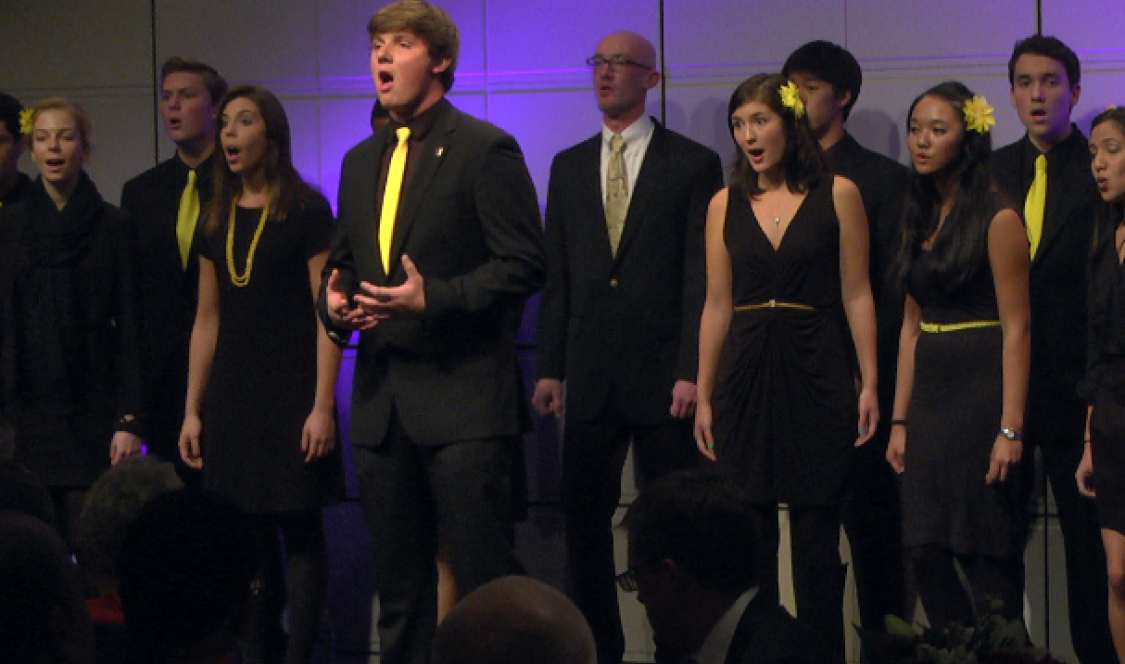 Mood Swing performing