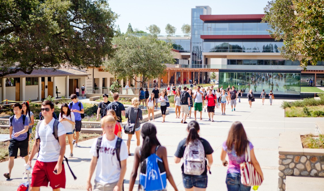 Students walking through Flamson Plaza