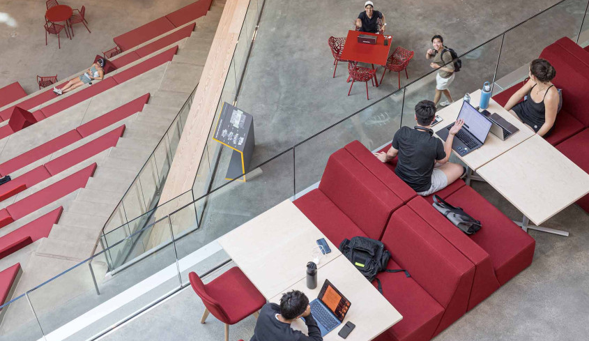 Students working in RDSC