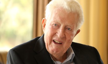 Robert L. Emett ’50, CMC life trustee and generous benefactor, dies at 93