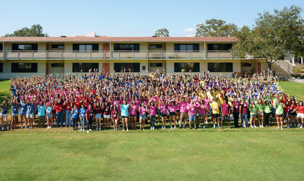 Wideshot of the class of 2026.