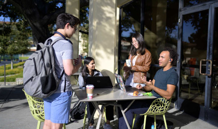 Students gathered at the Hub on the first day of the Spring 2024 semester.