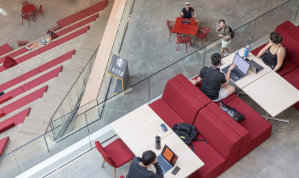 Students working in RDSC