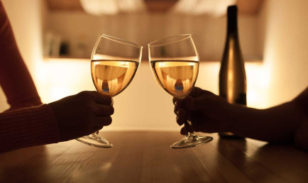 Couple drinking wine